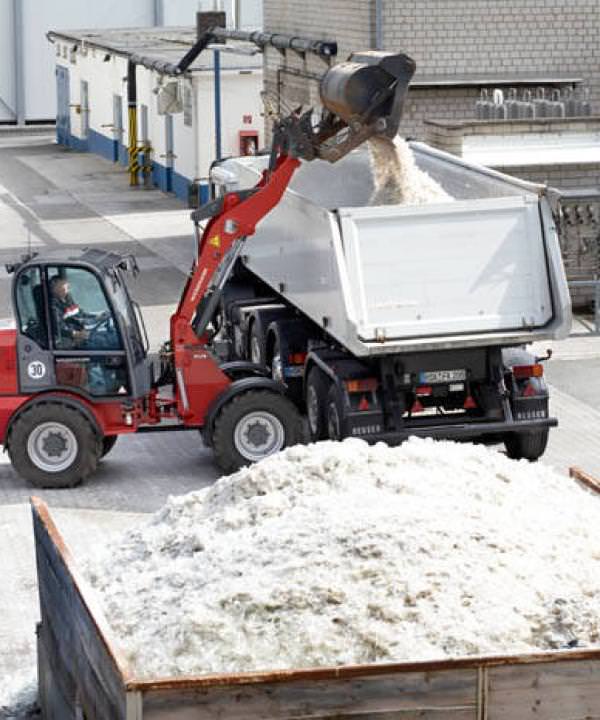 Iekraušanas-izkraušanas darbi