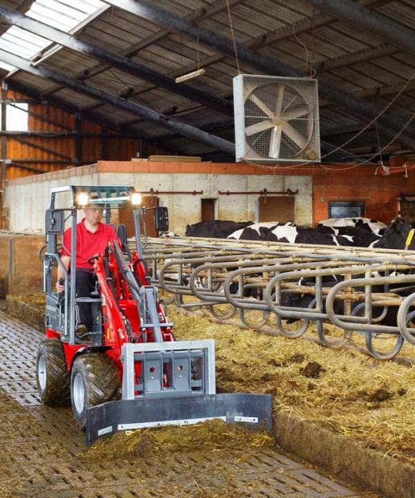 Redeļu grīdas virskārtas noņemšana