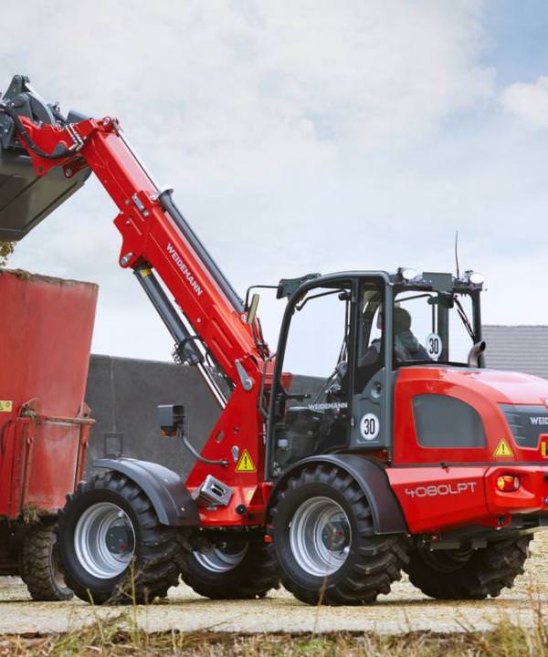 Barības sajaucējratiņu piepildīšana